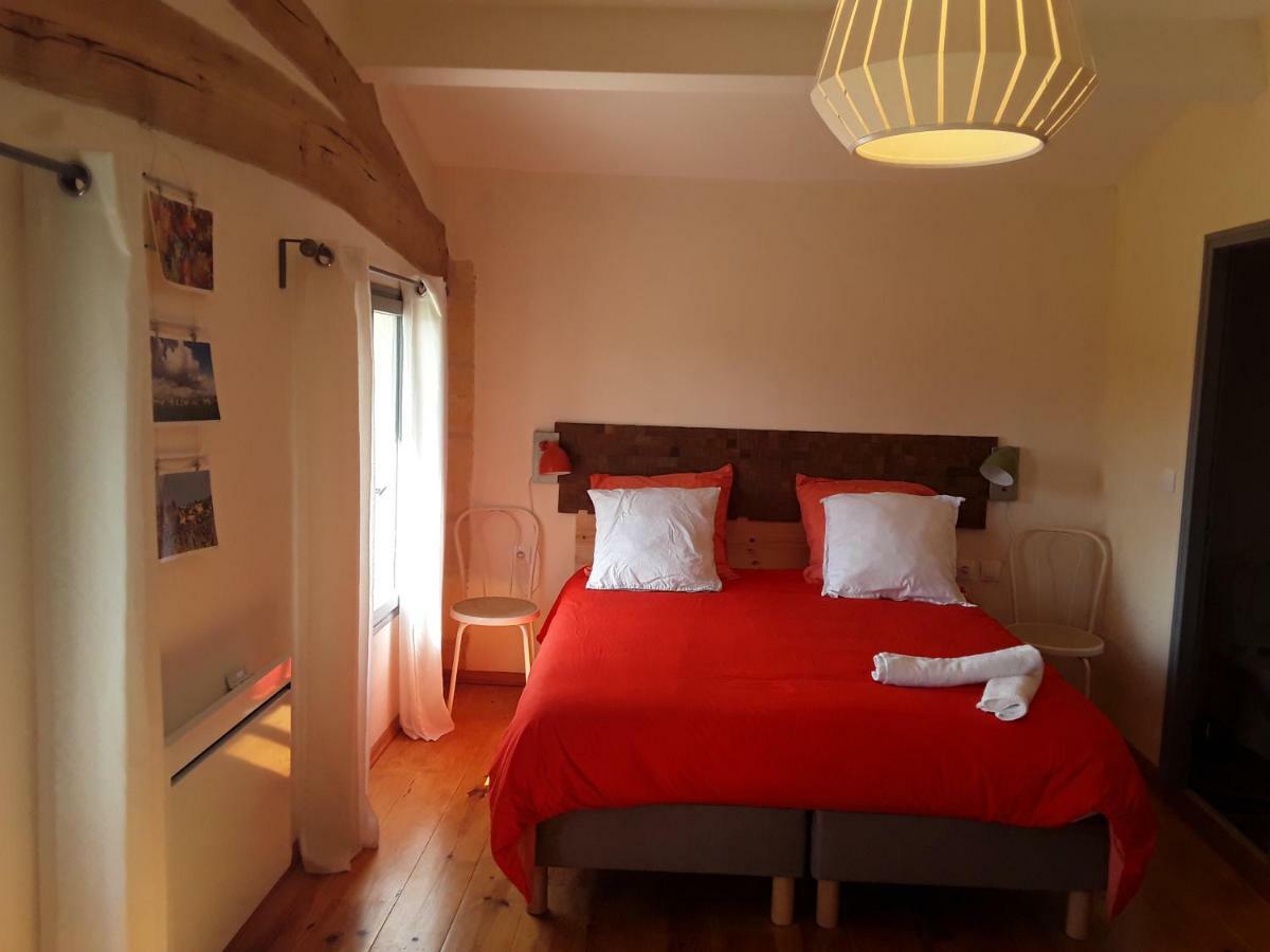 Bed and Breakfast Au Vélo dans l'Arbre Saint-Sulpice-de-Faleyrens Esterno foto